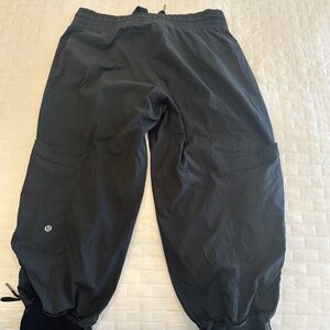Lululemon Women's Size 8 Dance Studio Jogger Pants Capri
